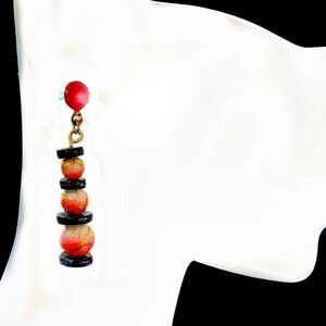 Vintage Japanese coral black gold ombré dangling beaded pierced earrings